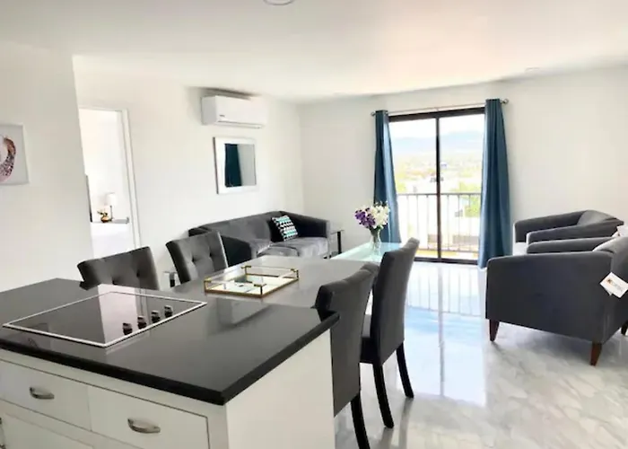 Morgan Residences 4*